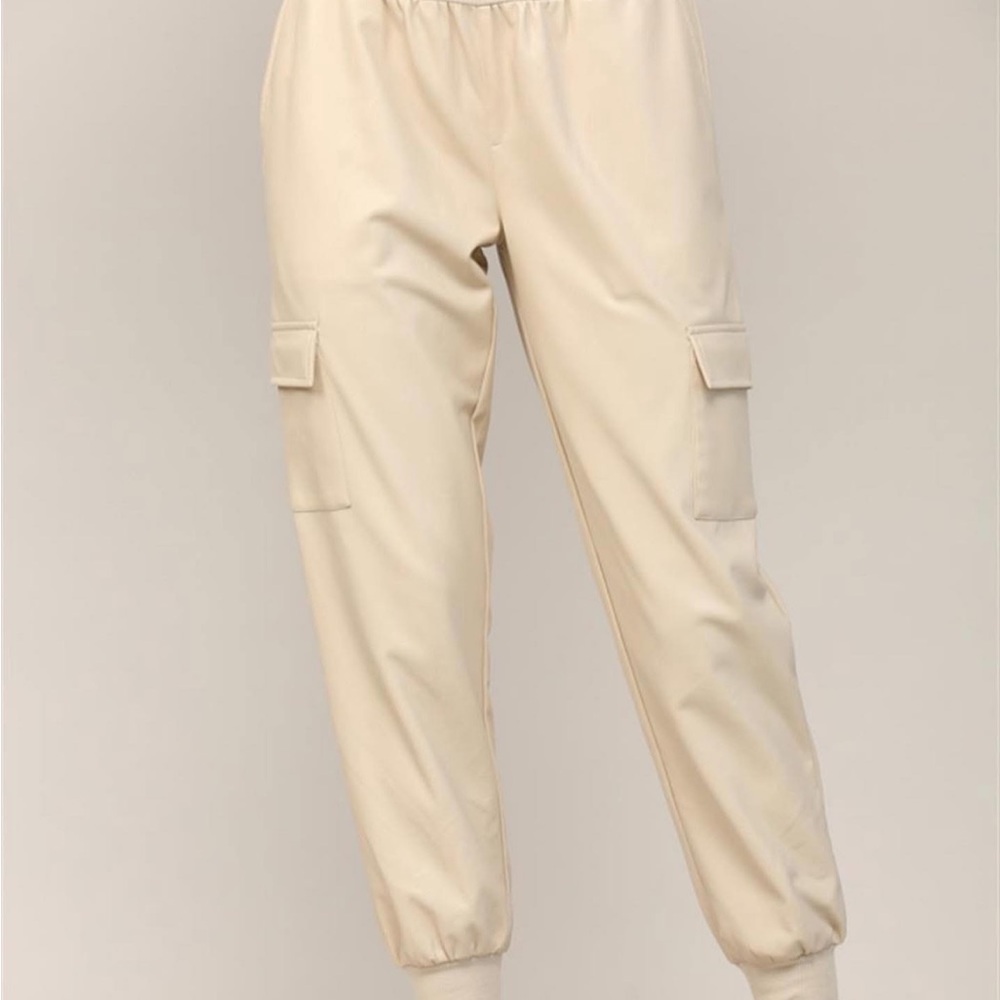 Fate Cream Joggers with Elastic Waistband